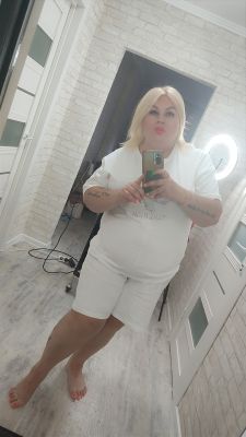 Девушка Кира (Мурманск), 8 905 591-09-33